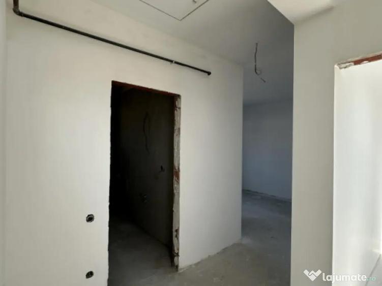 Apartament de vanzare, cu 2 camere, 42 mp, zona Garii - 1