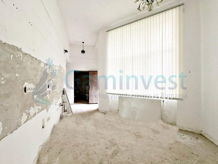 Casa ultracentrala cu apartament si demisol, zona Republicii pietonala, Oradea - 2