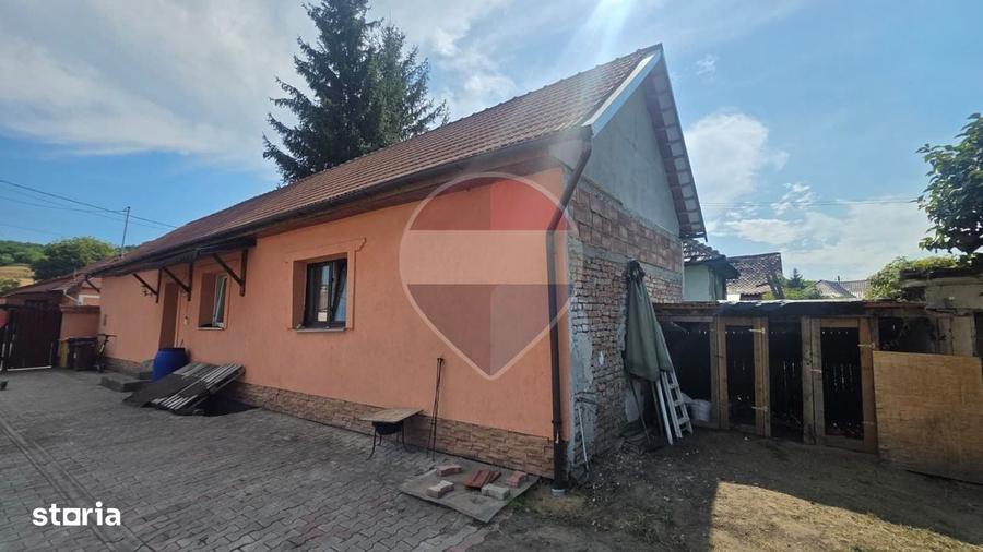 Casă cu 2 camere în Central