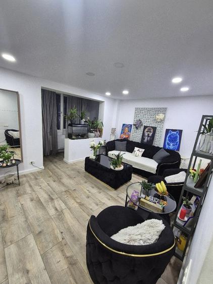 Apartament cu 4 camere decomandat în Berceni