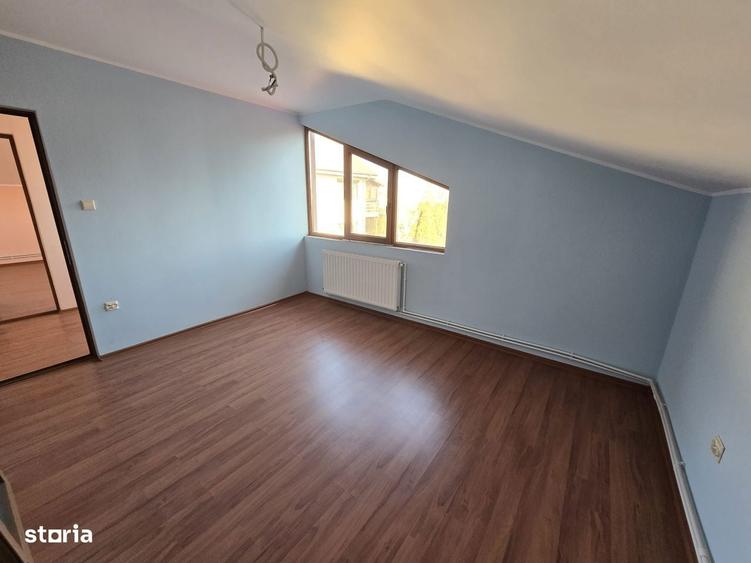 Casa de vanzare - Vanatori - 2