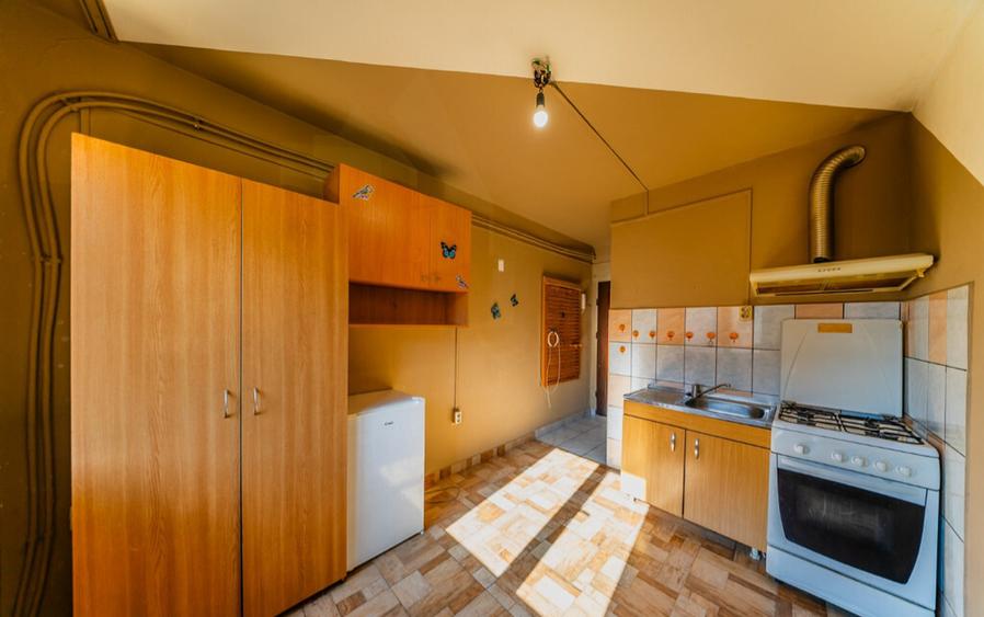 Garsoniera - Fortuna, Aleea Predeal, etaj 3/4 - 6