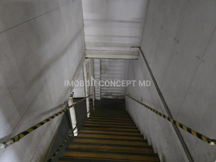 Inchiriere  Hala industriala 2500 mp, birouri 400 mp, teren 6477mp zona Xenia - 10