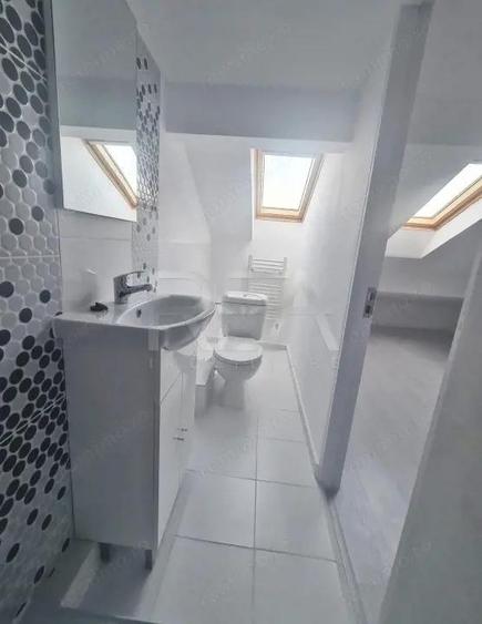 Apartament cu 4 camere in zona Trapezului - 6