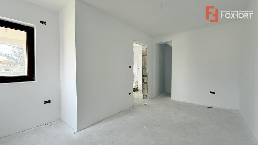 Duplex de vanzare 5 camere cu toate utilitatile - Mosnita Noua - 6