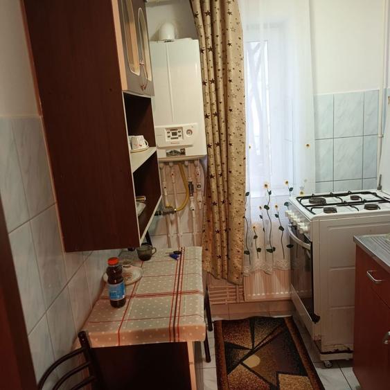 Inchiriez apartament micro 14 - 2