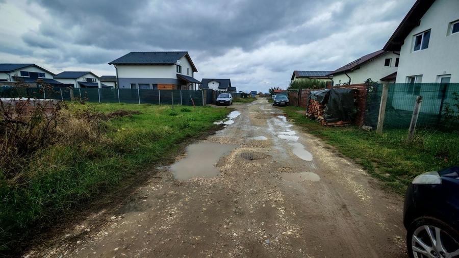 Teren intravilan 500 mp in loc.Cristian jud Brasov pret 58000 euro - 1