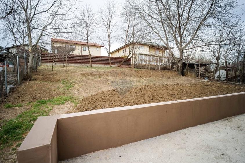 Vila de Vanzare cu 5 Camere, Teren 1000mp - Bucium, Iasi - Comision 0% - 15