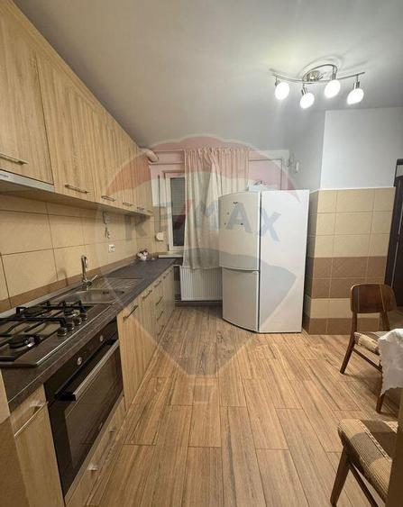 Apartament cu 3 camere de inchiriat in zona Central - 5