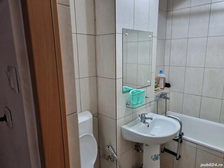 Inchiriere ap 3 camere la Valcea pe A.I.Cuza,et 1 - 3