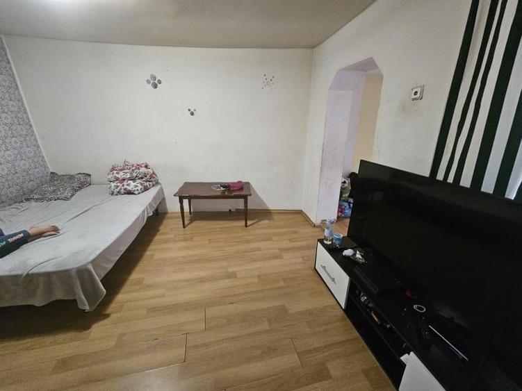 Giulesti SECTOR 1 Teren 254mp 4Cam+Hol+Baie+Buc Casa Modesta 1965 - 10