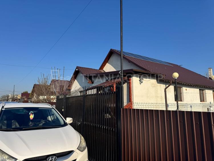 Se vinde “acasa”, 4 camere decomandate, panouri+baterii, teren 397mp,m - 8