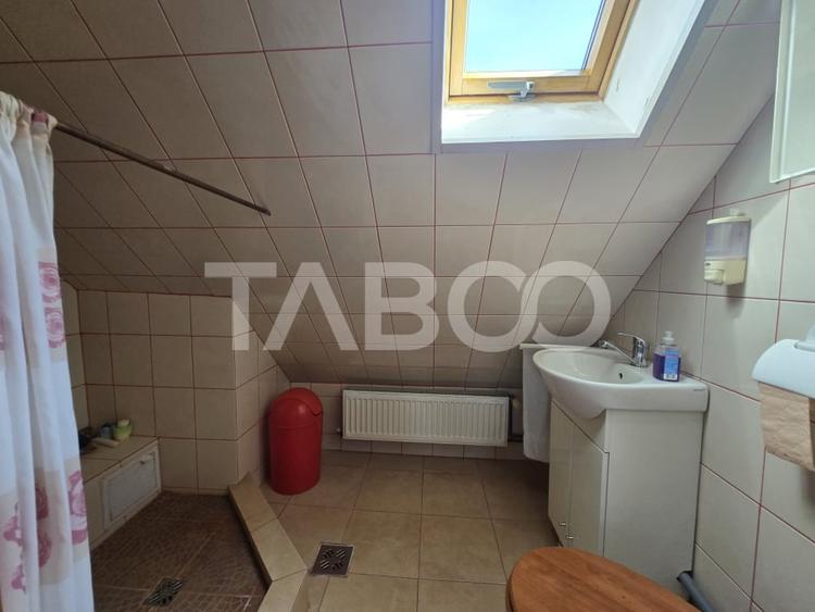 Casa individuala de vanzare 387mpu teren 624mp Sura Mica Sibiu - 12