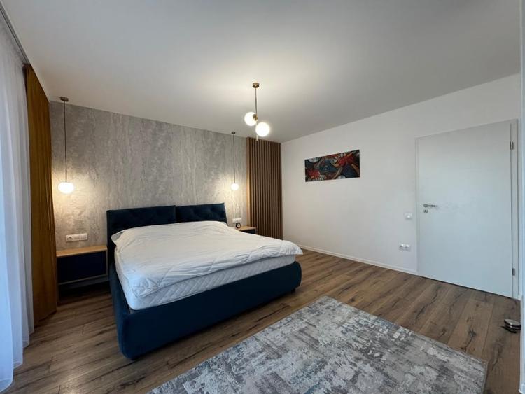 Mall Coresi, Qualis 2, ap cu doua camere modificat open - space, GENEROS, 67 mp - 10