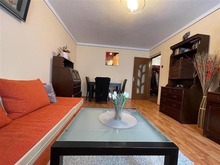 Apartament 3 camere de vanzare zona E3 Tulcea - 1