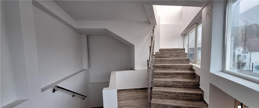 Vanzare Spațiu Comercial 1013 mp Utili P+3 în Zona Cu Trafic Intens din Sibiu - 9