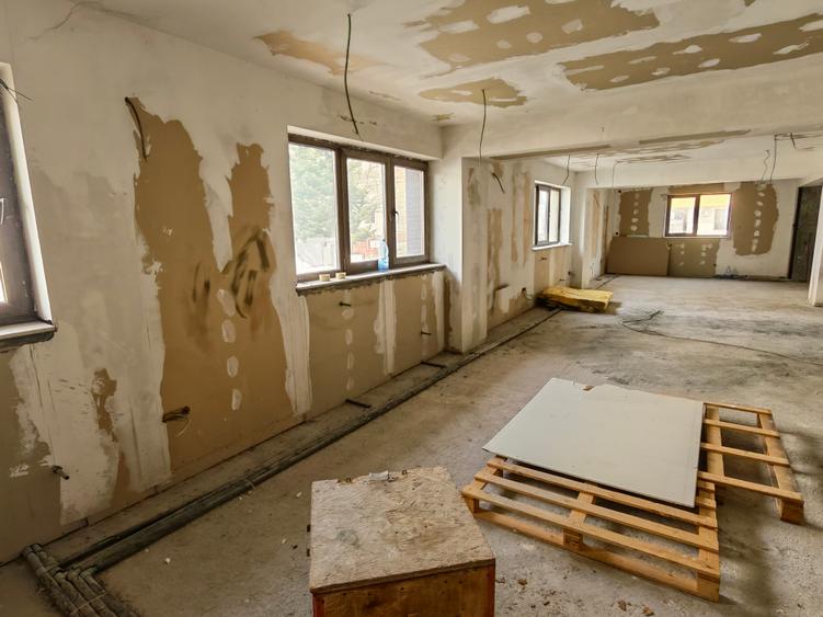 Spatiu comercial/birouri open space zona in plina dezvoltare - 8