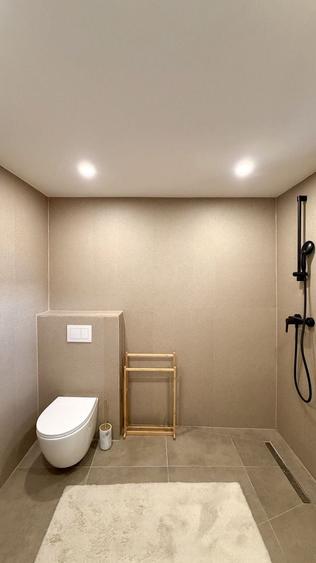 CASA CU TEREN GENEROS - 12