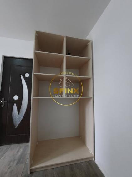 Piata Resita, apartament 2 camere etaj 1 in bloc de 4 etaje, comision zero - 7