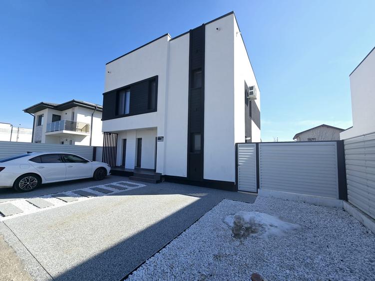 VILA MOBILATA SI UTILATA - 5 camere - 3 bai - dressing - 456mp teren - placa - 2