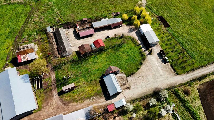 SE VINDE SAU SE INCHIRIAZA teren cu constructii Ludus - 6