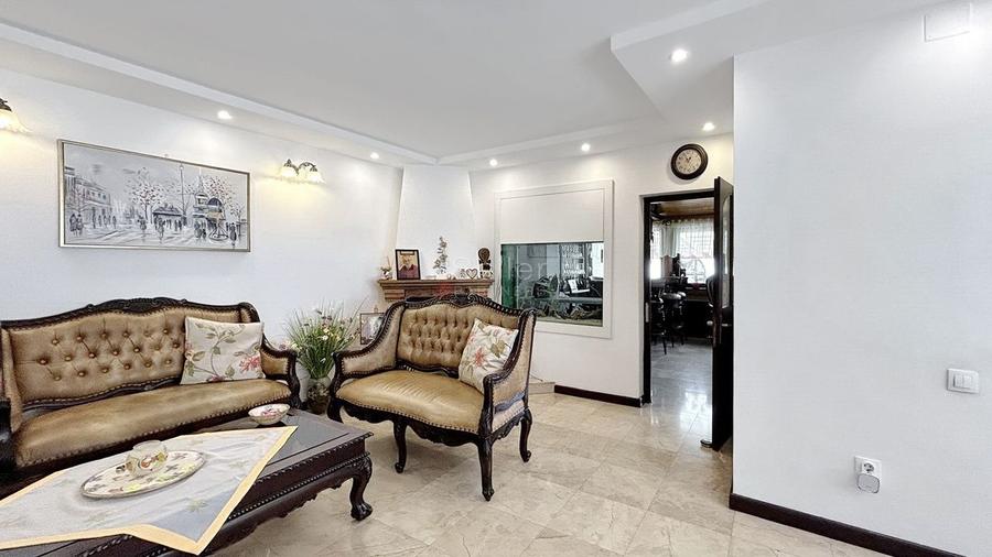 Zona Linistita Structura Generoasa - 1