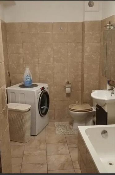 Apartament cu 2 camere, 48 mp, etaj intermediar, zona Petrom - 5