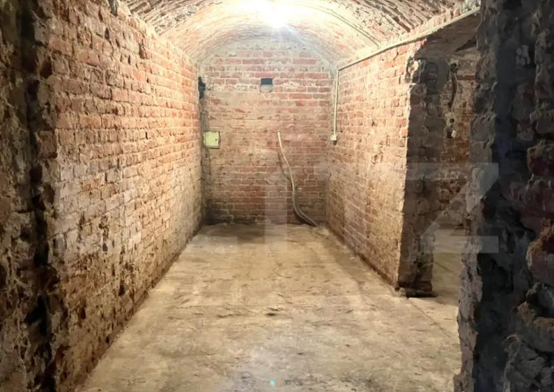 Apartament ultracentral, cu 3 camere, Curte Comuna - 11