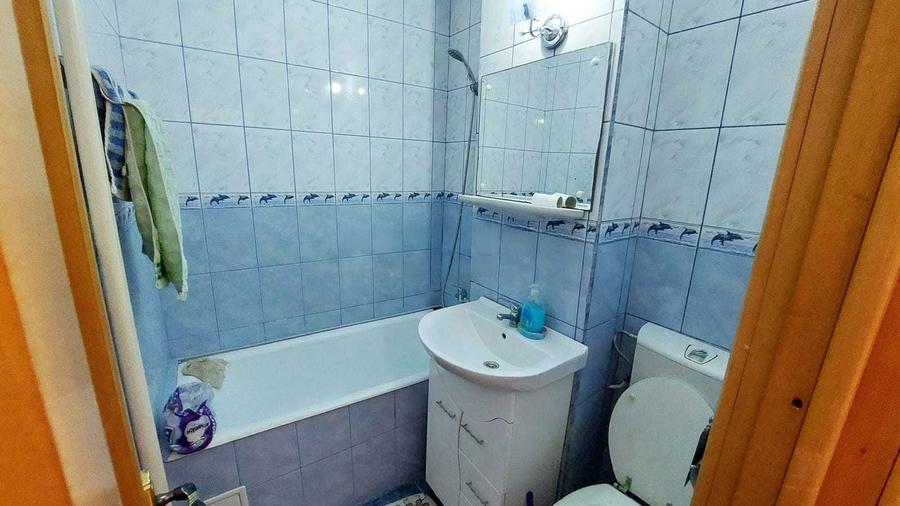 Vand sau inchiriez garsoniera etaj 1 - 3