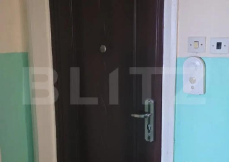 Apartament 2 camere ,strada Democratiei - 8