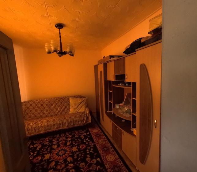 Casă cu 4 camere în Mogoșoaia