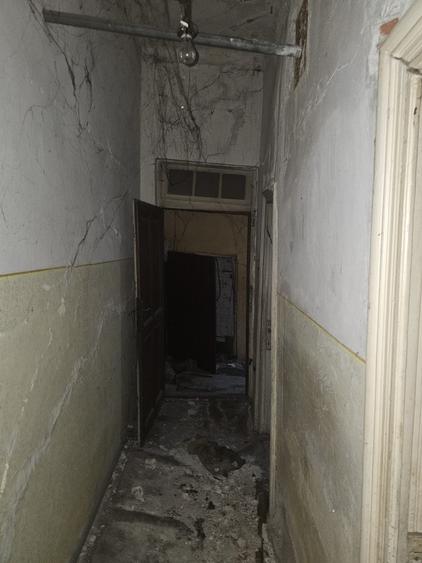 Hala Traian- singur curte- renovabila/demolabila - 13