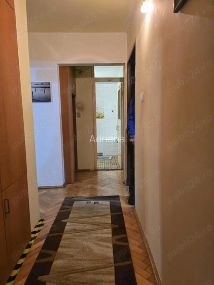 Apartament 2 camere Dambovita semidecomandat