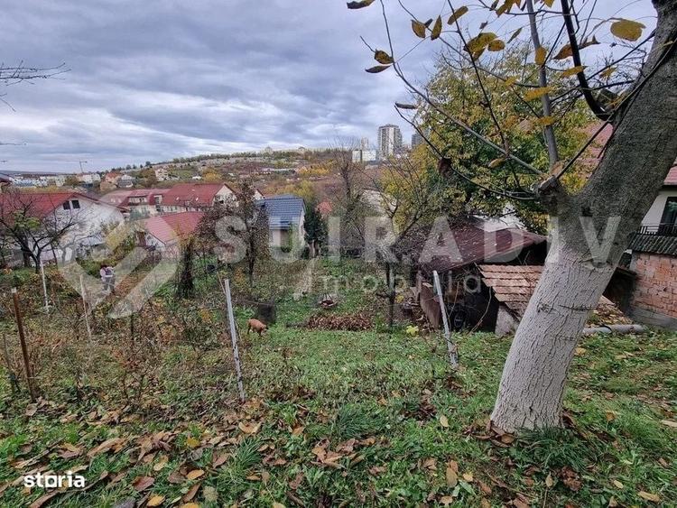 Casă cu 4 camere cu Teren 1065 Mp în Câmpului