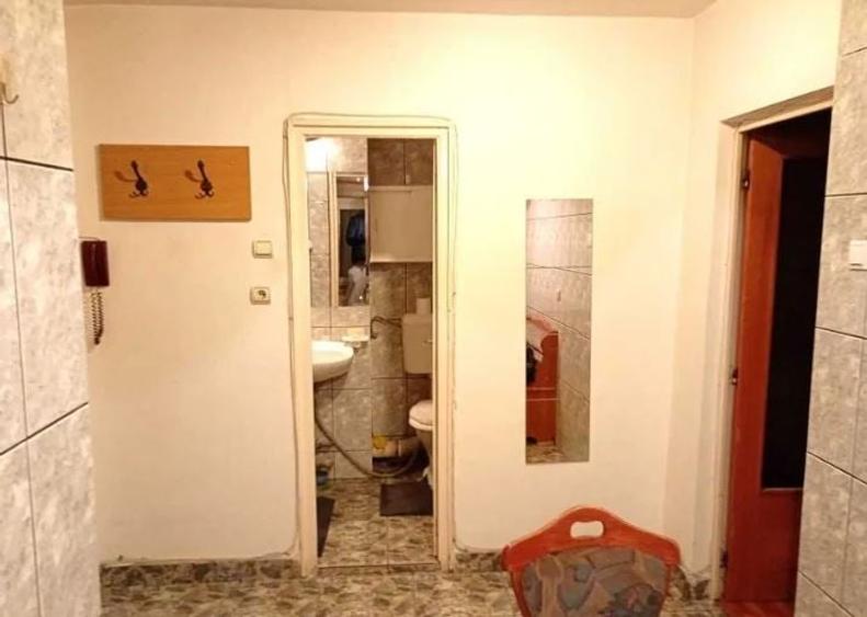 Garsoniera,B-dul Decebal,bl.1990,reabilitat,DECOMANDATA,Amenajata,Libera - 5