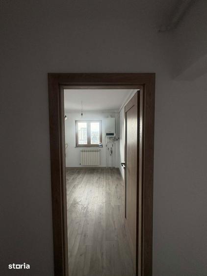 Apartament cu 3 camere decomandat în Astra