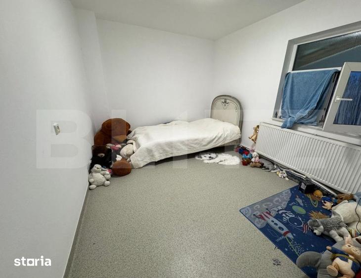 Casă cu 5 camere cu Canalizare în Central