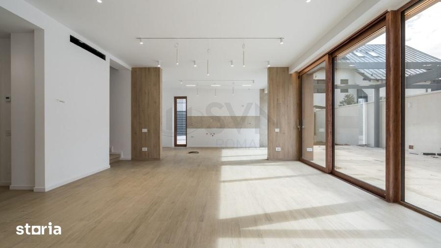 Casă cu 6 camere cu Teren 425 Mp în Central