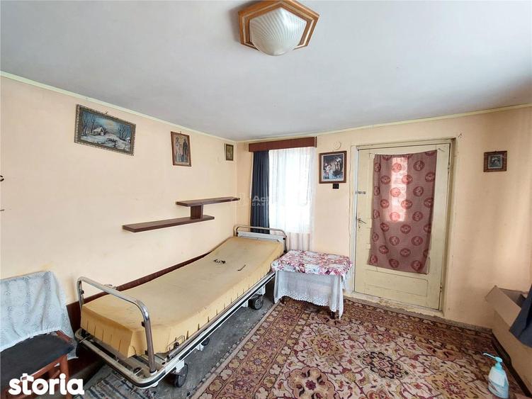 Casa batraneasca, teren 465 mp, deschidere 30 ml, Sat B - 10