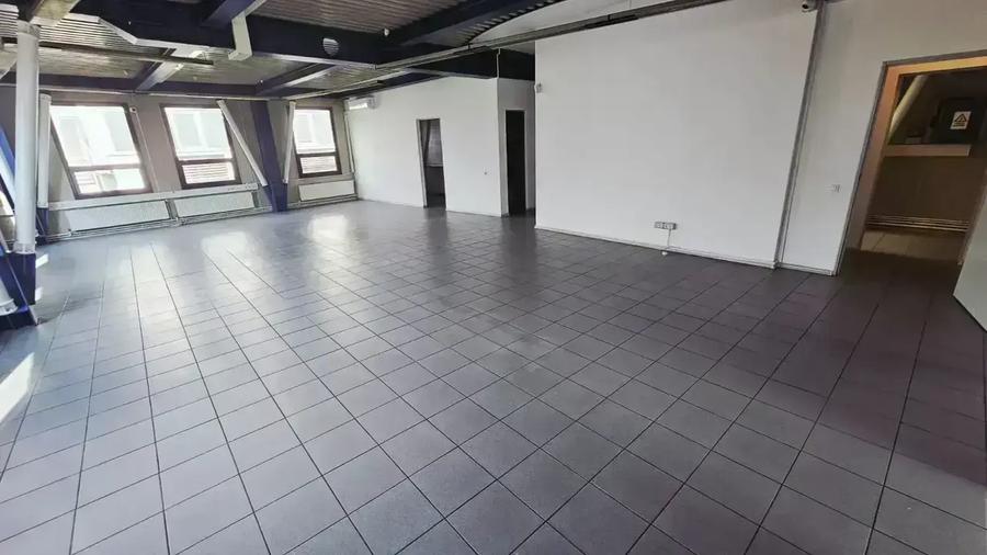 Birou, de 370 mp, în Bucureștii Noi