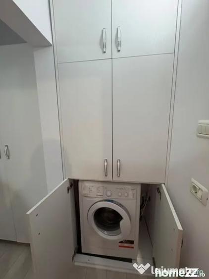 Apartament cu 2 camere decomandat în Rovine