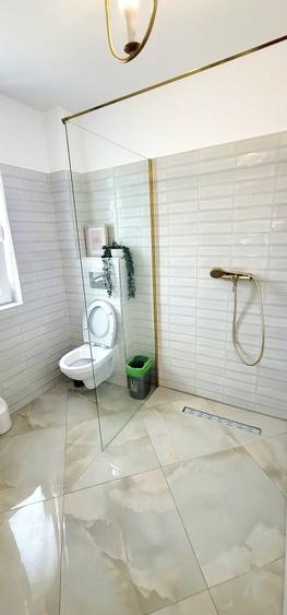 Casă cu 4 camere în Valea Lupului