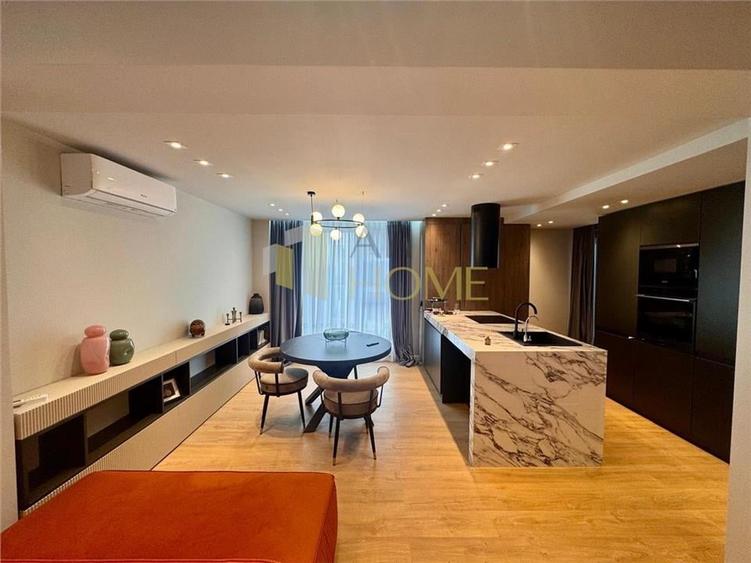 Apartament cu 3 camere decomandat, mobilat în Albert
