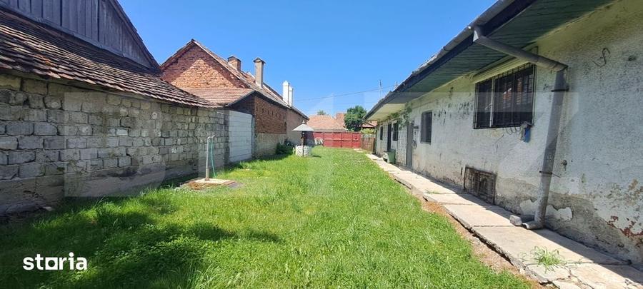 Casă cu 2 camere cu Teren 3000 Mp în Hârseni