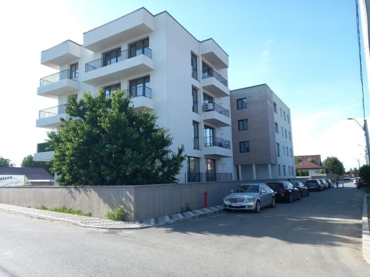Apartament cu 2 camere semidecomandat în Ștefăneștii de Jos