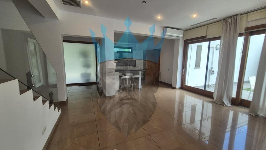 Duplex cu 5 camere cu Piscina în Voluntari