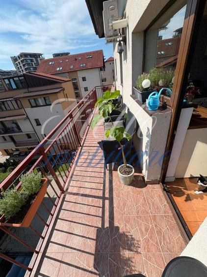 Apartament cu 3 camere decomandat, mobilat în Andrei Mureșanu