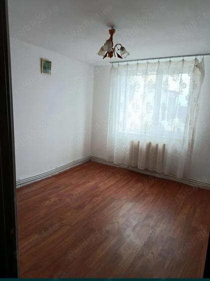Apartamemt de vanzare - 2