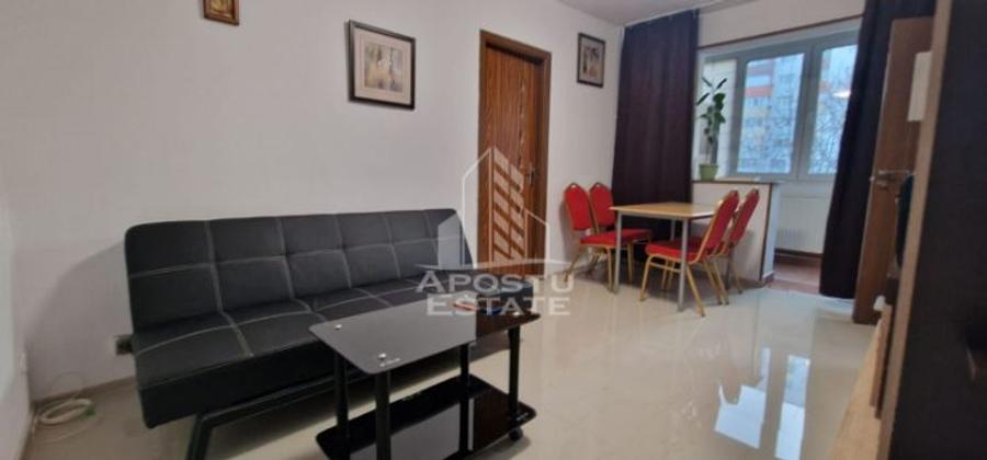 Închiriez apartament central - 6