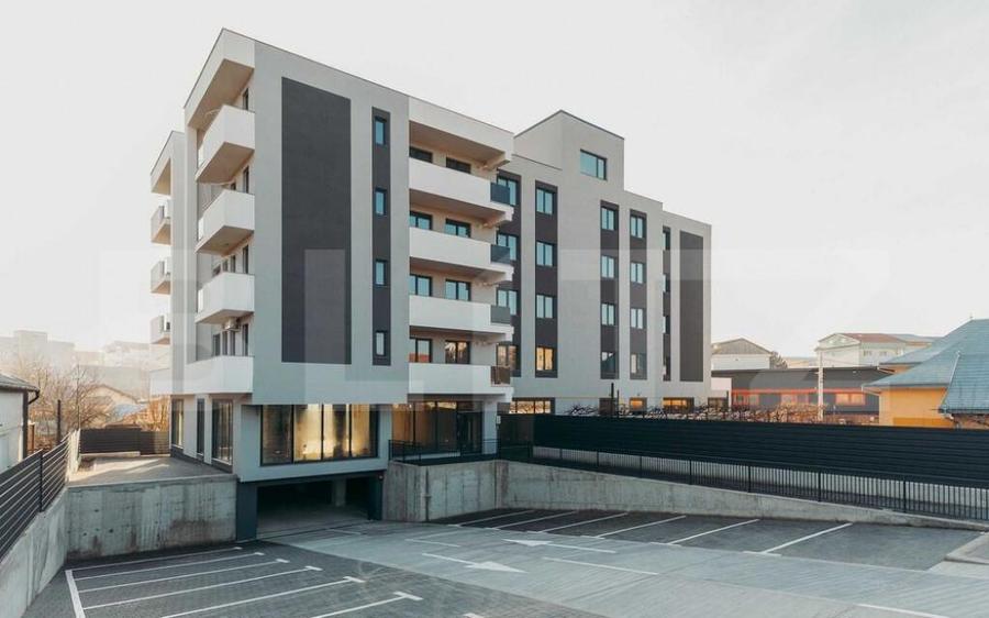 Apartament cu 3 camere, modern, 71 mp, etaj intermediar, zon - 1